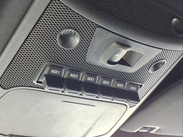 Certified 2018 Ford F150 Raptor w/ Equipment Group 802A Luxury image 29