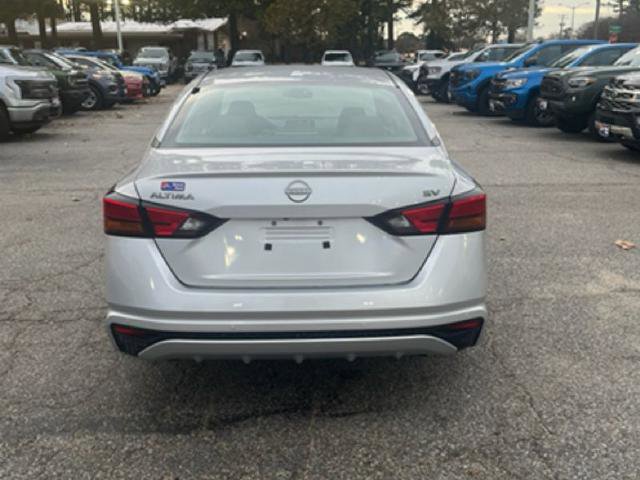 Used 2023 Nissan Altima 2.5 SV image 6