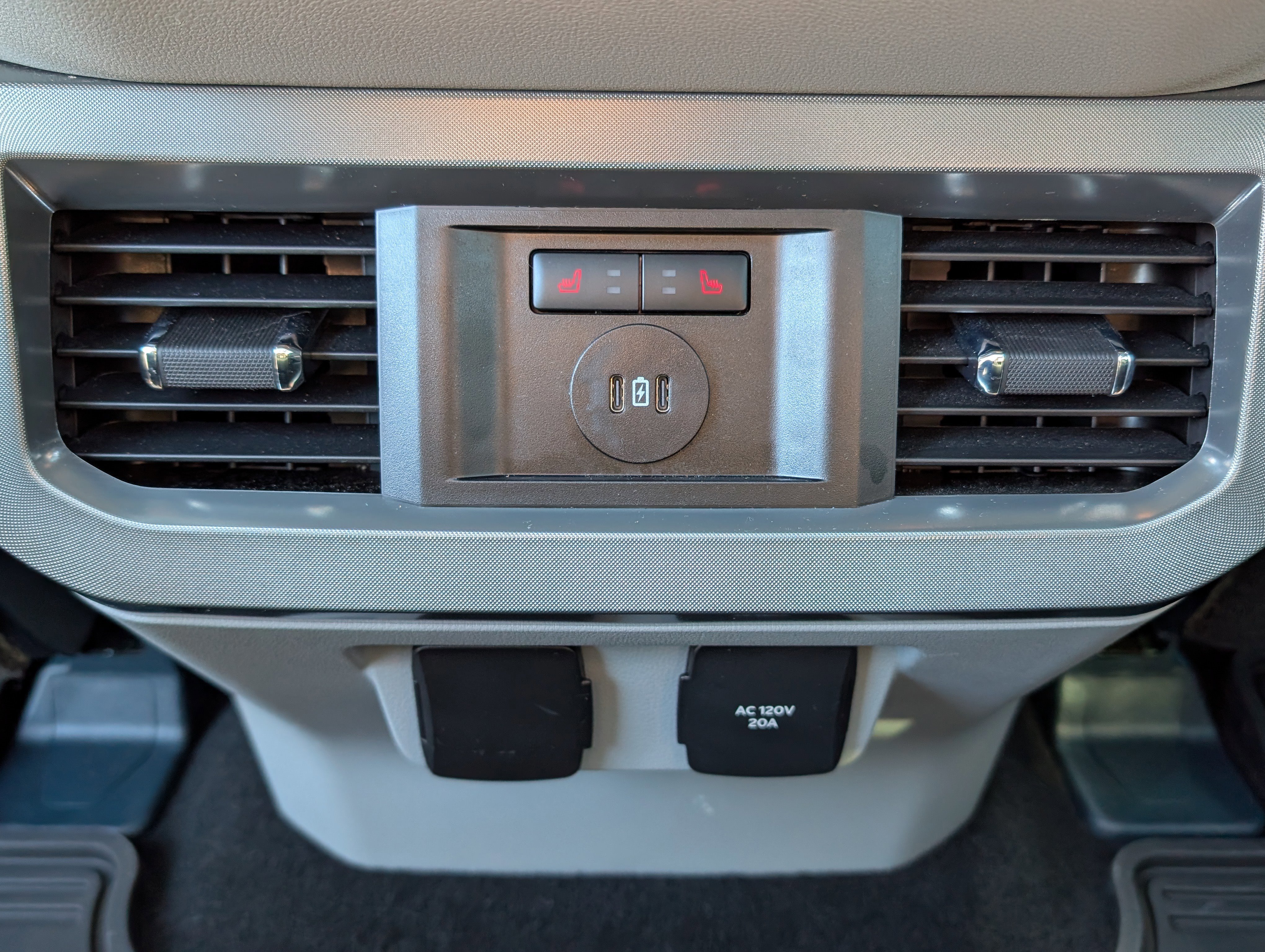 Certified 2024 Ford F250 Limited w/ FX4 Off-Road Package image 22