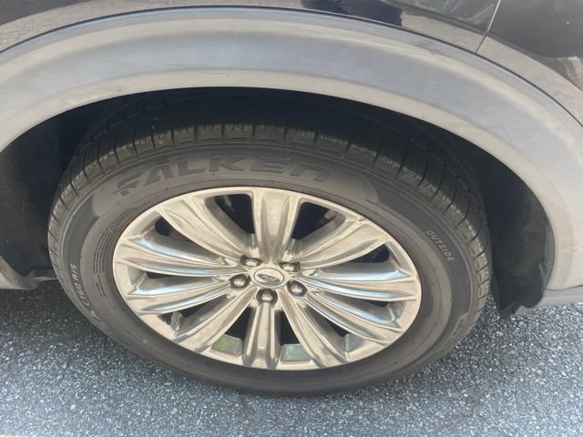 Certified 2020 Ford Explorer Limited RWD image 4