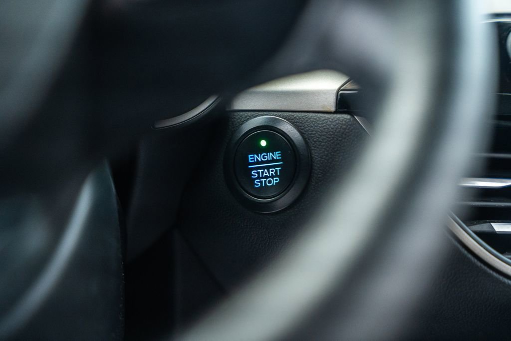 Certified 2020 Ford Escape SE Sport FWD image 24