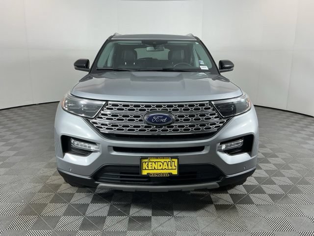 Certified 2023 Ford Explorer Limited AWD/4WD image 2