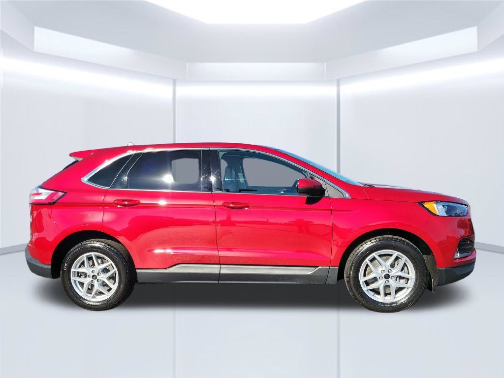 Certified 2023 Ford Edge SEL w/ Convenience Package AWD/4WD image 4