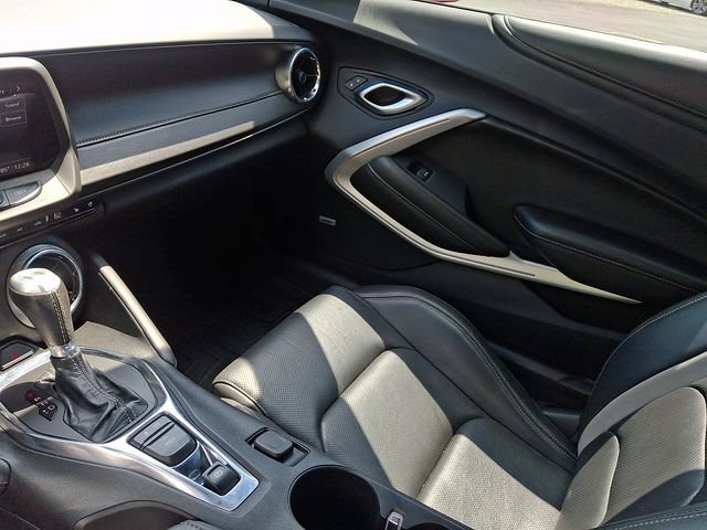 Used 2022 Chevrolet Camaro SS RWD image 19