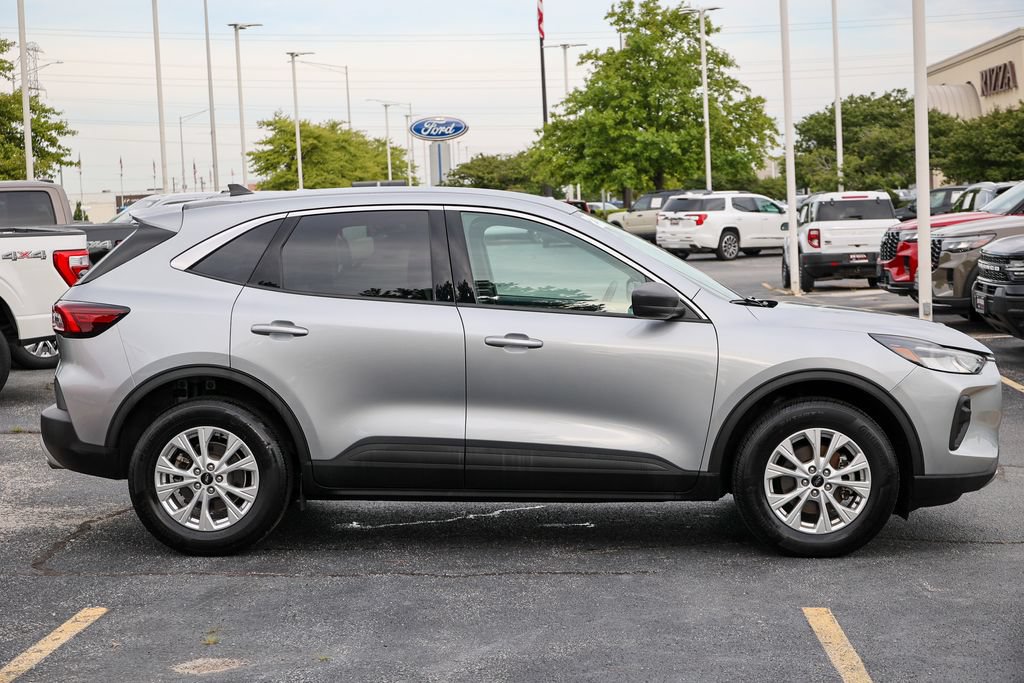 Certified 2023 Ford Escape Active AWD/4WD image 24