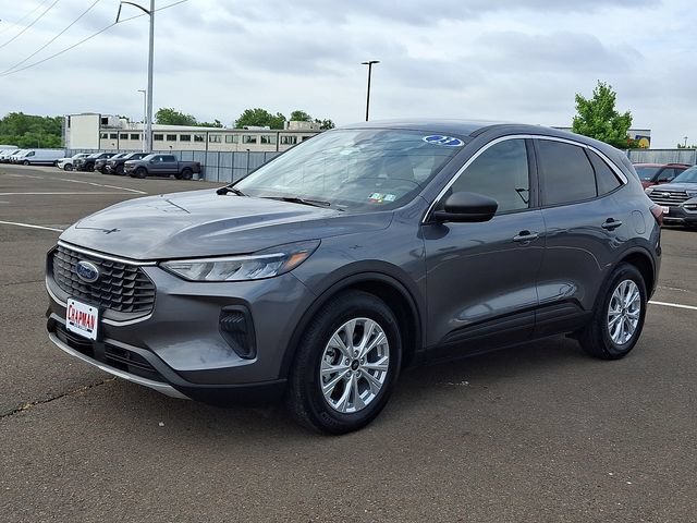Certified 2023 Ford Escape Active FWD image 3