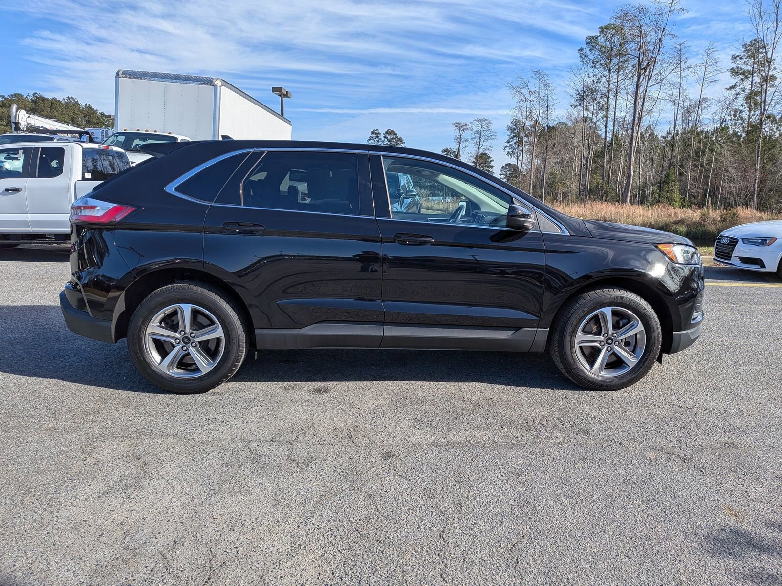 Certified 2024 Ford Edge SEL w/ Convenience Package image 6