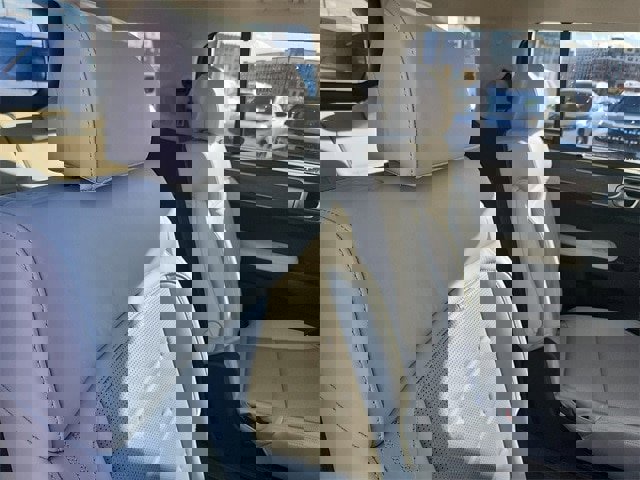 Used 2025 Hyundai Santa Fe Calligraphy w/ Tow & Go Package image 30