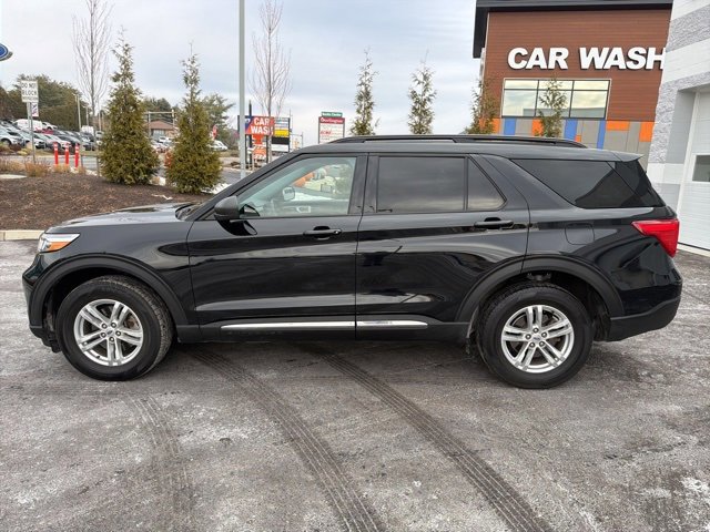 Certified 2023 Ford Explorer XLT w/ Equipment Group 202A image 6