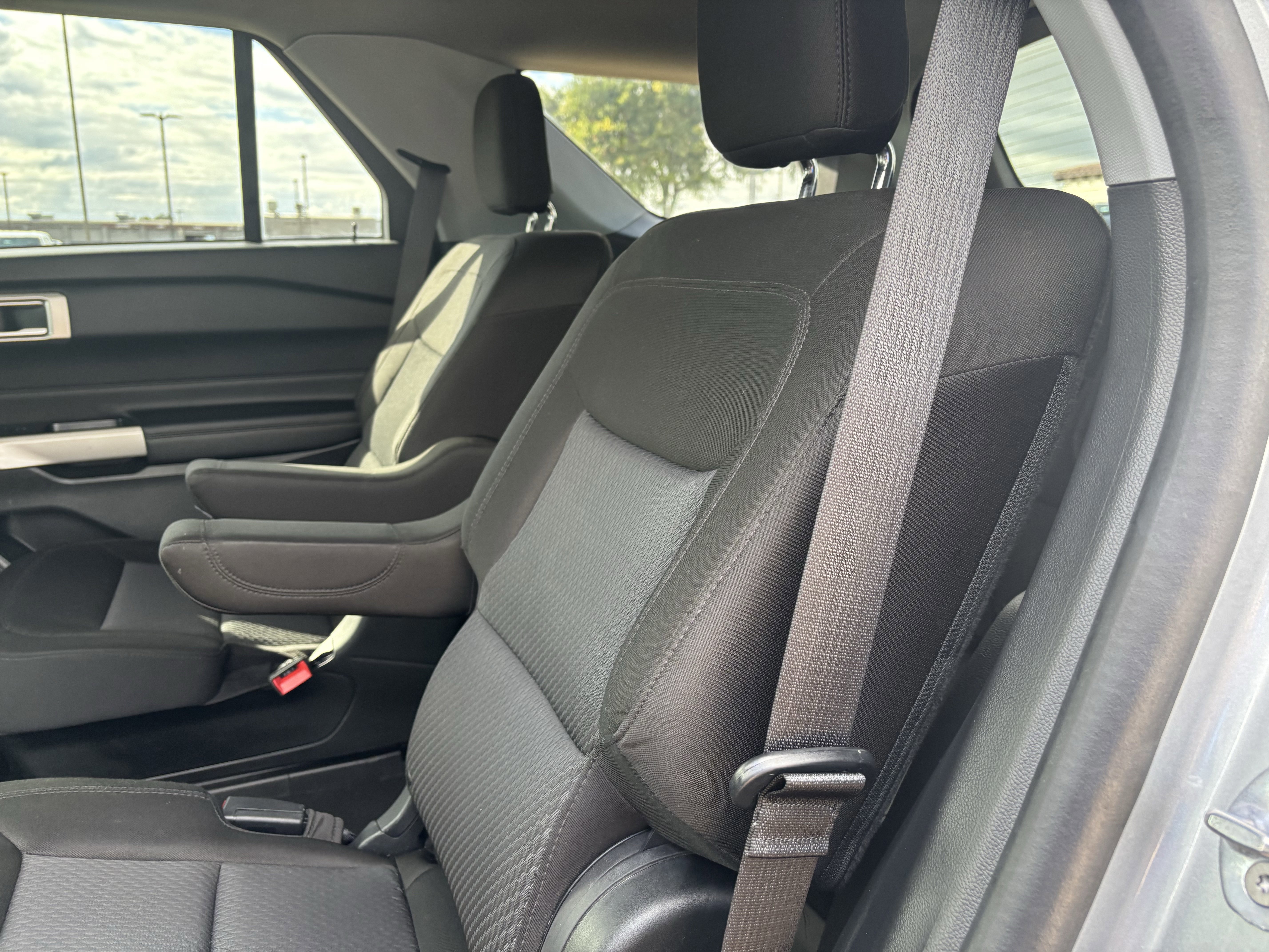 Certified 2023 Ford Explorer XLT image 16