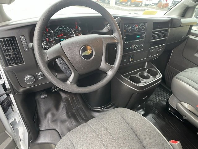 Used 2024 Chevrolet Express 2500 Work Van w/ Driver Convenience Package image 17