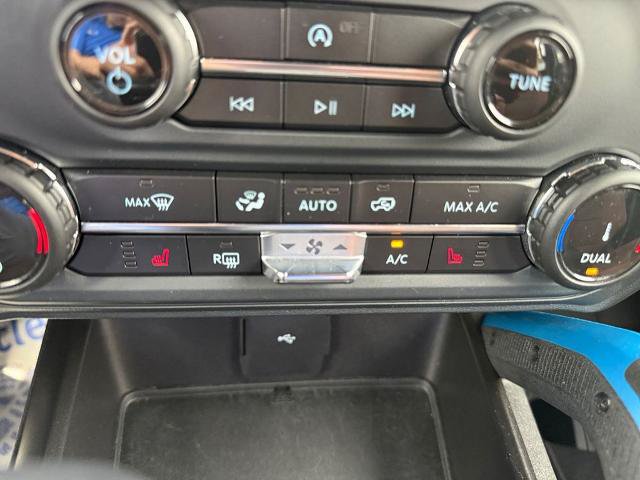 Certified 2022 Ford Bronco Outer Banks w/ Sasquatch Package AWD/4WD image 30