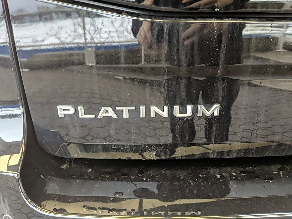 Certified 2025 Ford Expedition Max Platinum image 10