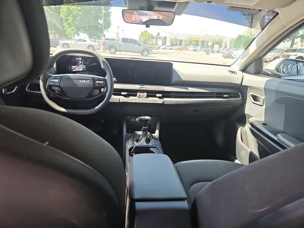 Used 2025 Kia K4 FWD image 10