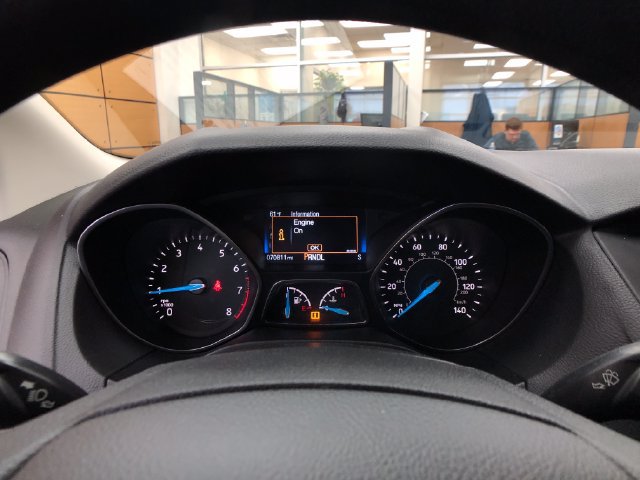 Certified 2017 Ford Focus SE FWD image 14