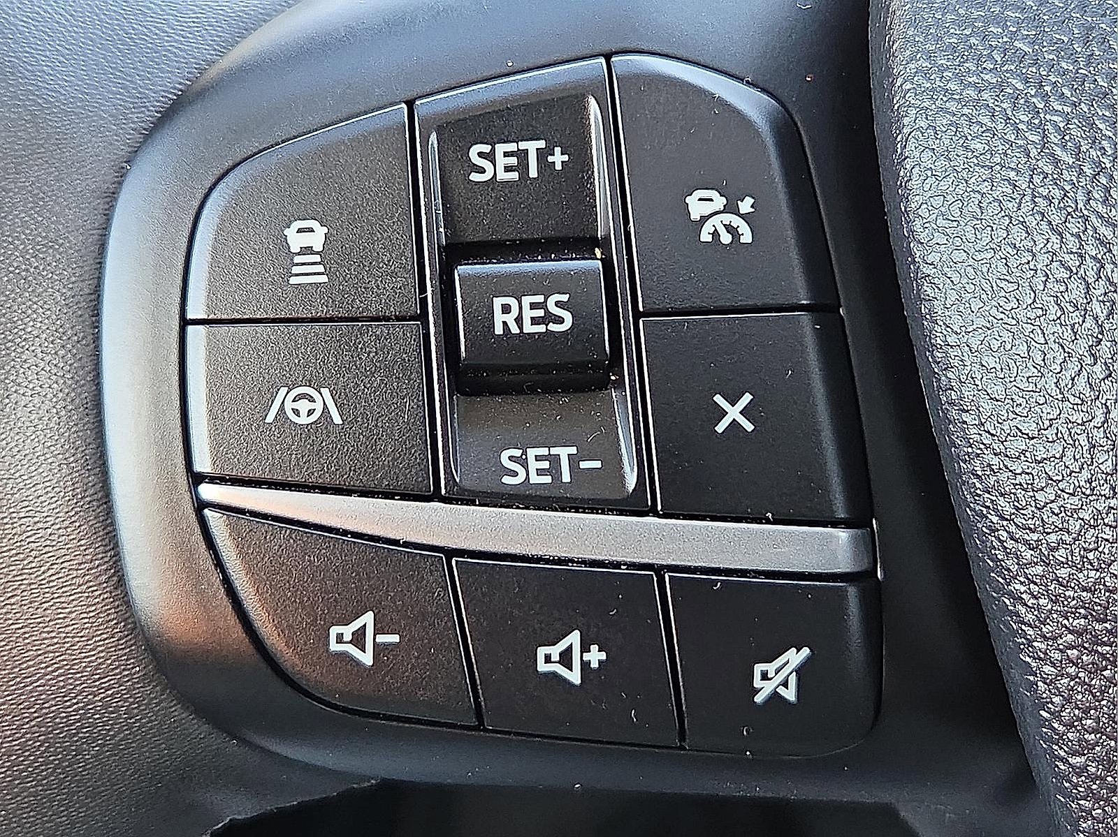 Certified 2025 Ford Maverick Lariat w/ Black Appearance Package image 21