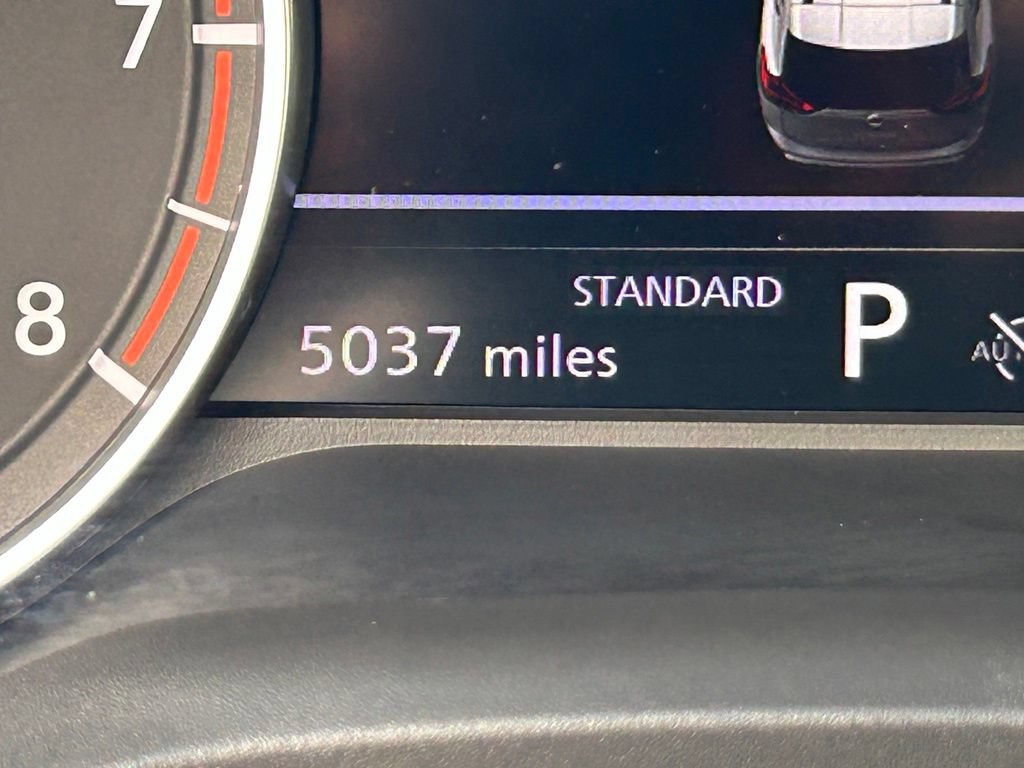 Used 2025 Nissan Rogue SV FWD image 38
