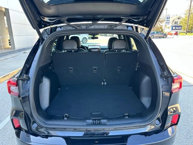 Certified 2023 Ford Escape ST-Line w/ Tech Pack #1 image 27