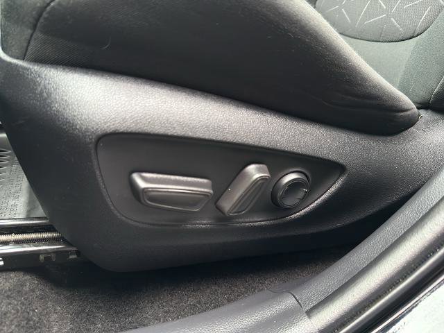 Used 2024 Toyota RAV4 XLE w/ Convenience Package AWD/4WD image 17