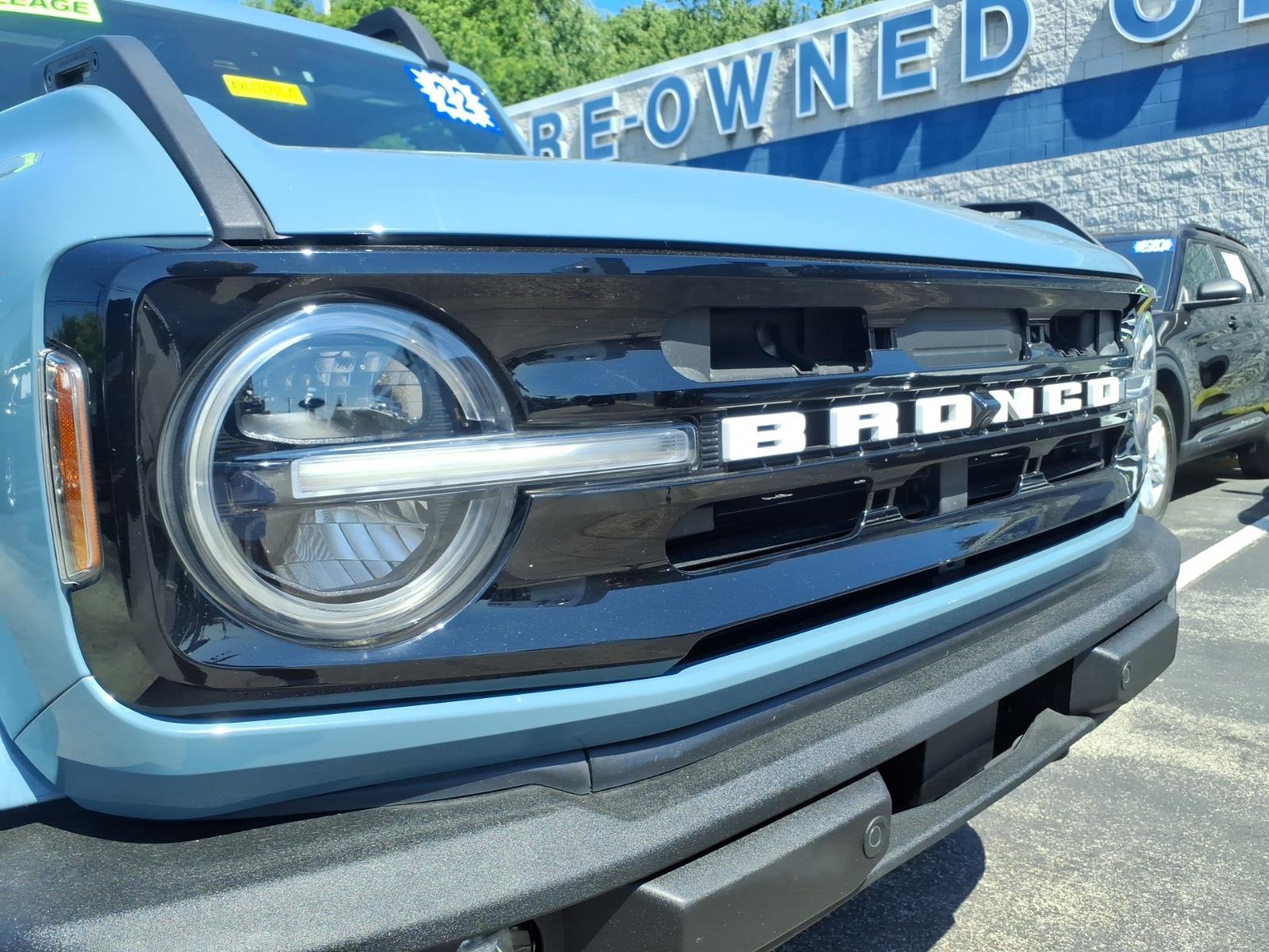 Certified 2022 Ford Bronco Outer Banks AWD/4WD image 9