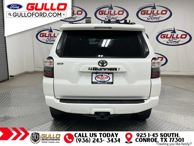 Used 2022 Toyota 4Runner SR5 Premium w/ Moonroof Package AWD/4WD image 5