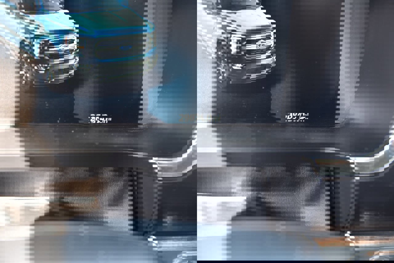 Certified 2023 Ford F150 Lariat w/ Trailer Tow Package image 7