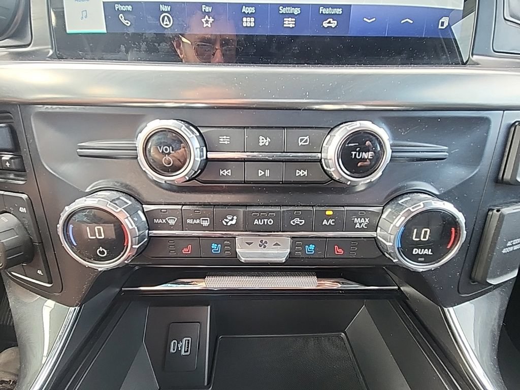 Certified 2021 Ford F150 Lariat AWD/4WD image 18