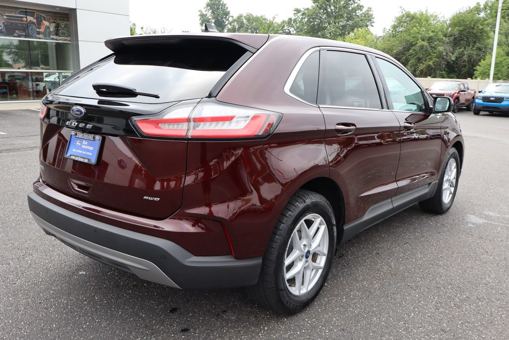 Certified 2021 Ford Edge SEL AWD/4WD image 3