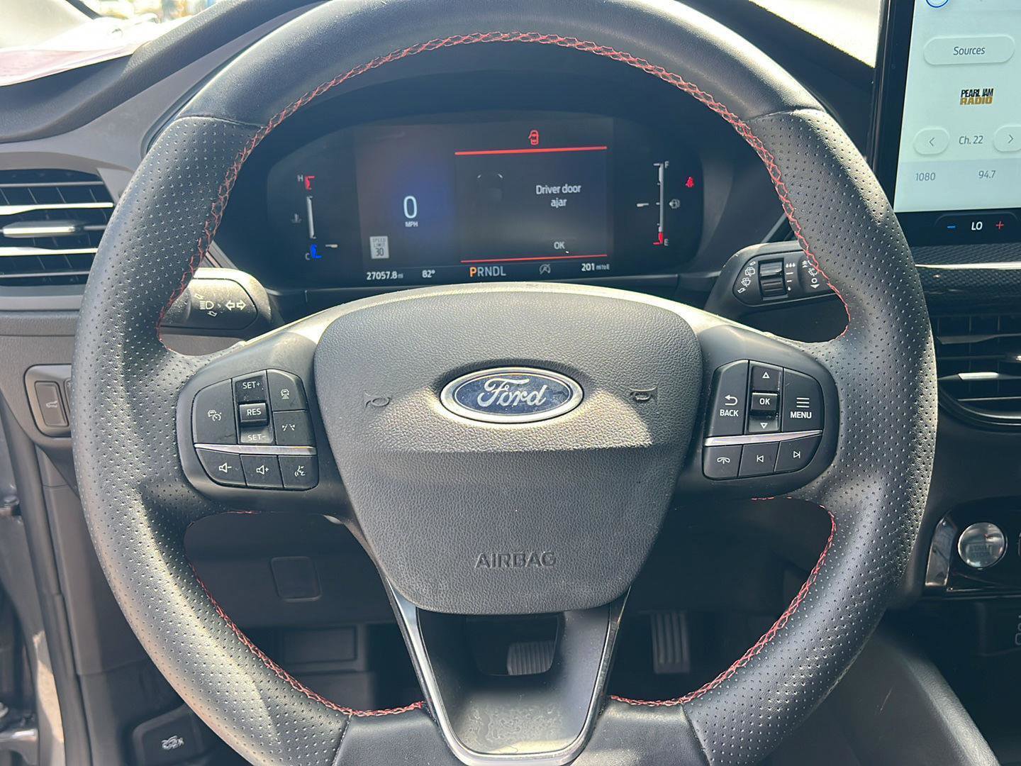 Certified 2025 Ford Escape ST-Line w/ Tech Pack #1 FWD image 20
