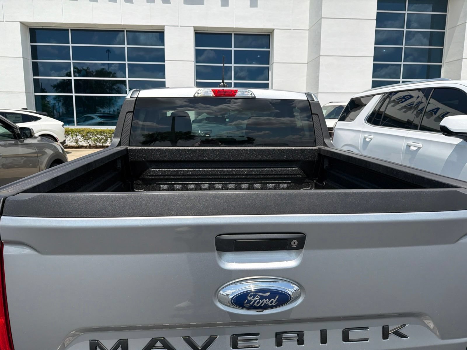 Certified 2023 Ford Maverick XLT FWD image 7