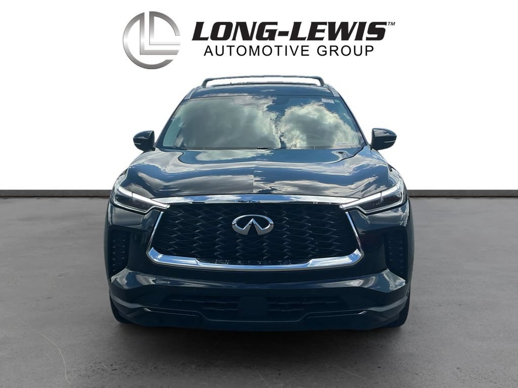 Used 2023 INFINITI QX60 Luxe w/ Cargo Package FWD image 11