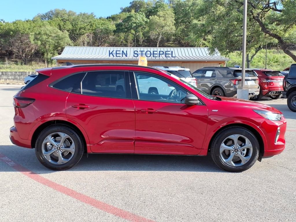 Certified 2024 Ford Escape ST-Line w/ Tech Pack #1 FWD image 2