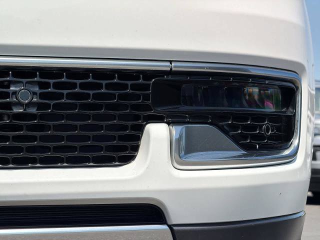 Used 2022 Jeep Wagoneer Series III w/ Rear Seat Video Group 1 AWD/4WD image 11