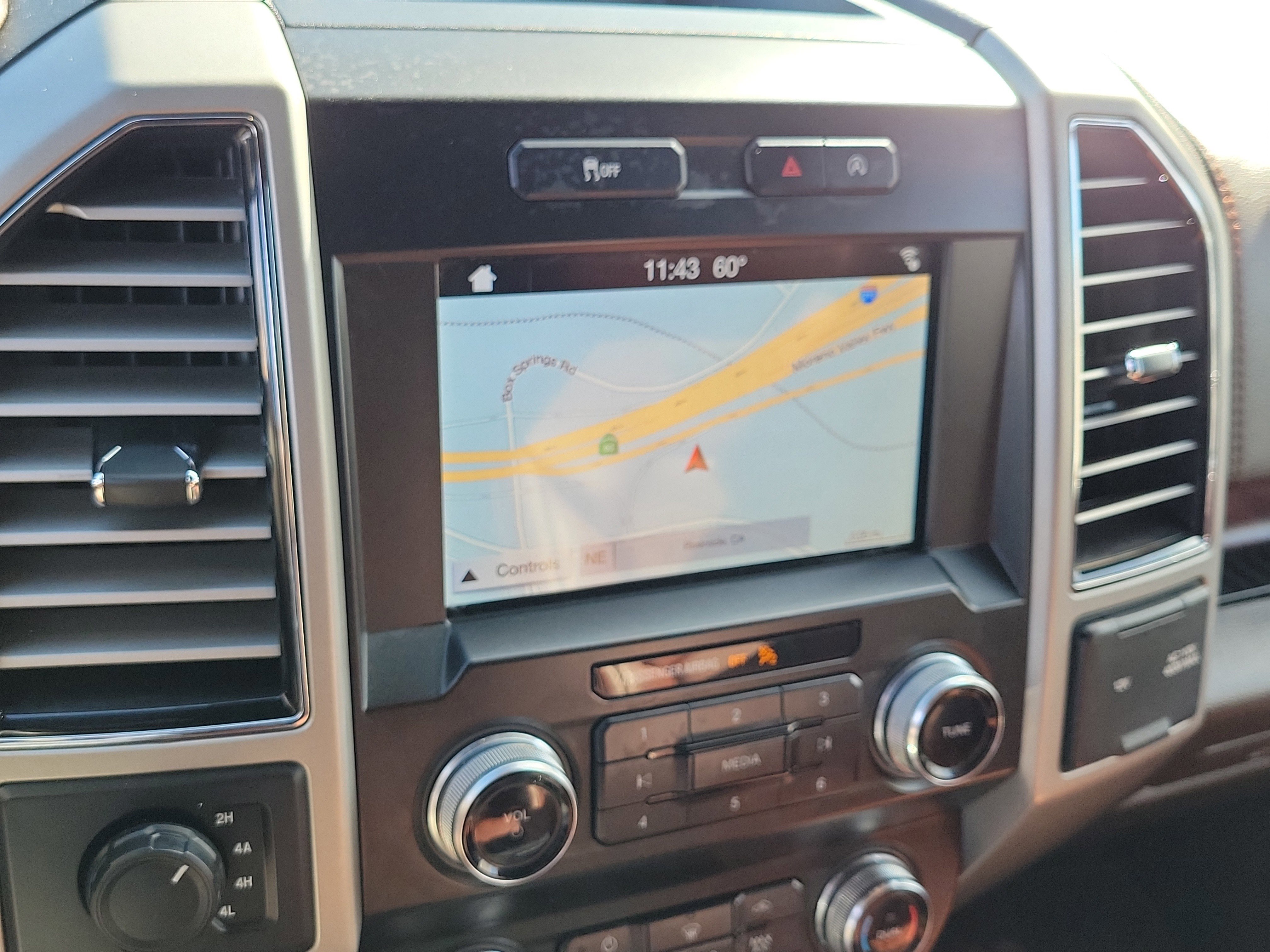 Certified 2019 Ford F150 King Ranch w/ Equipment Group 601A Luxury image 7