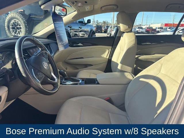 Used 2019 Buick Regal Essence w/ Sights and Sounds Package image 10