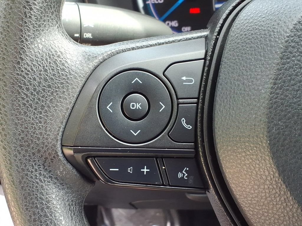Used 2024 Toyota RAV4 LE AWD/4WD image 23