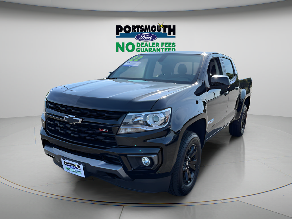 Used 2022 Chevrolet Colorado Z71 w/ Z71 Midnight Edition AWD/4WD image 16