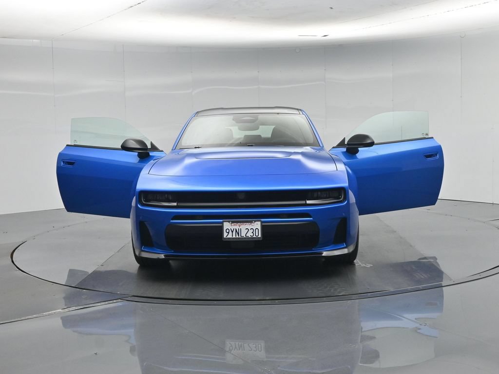 Used 2026 Dodge Charger Scat Pack AWD/4WD image 32