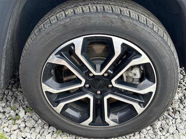 Used 2023 Jeep Compass Limited AWD/4WD image 6