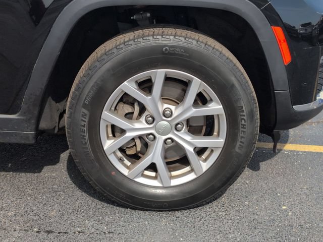 Used 2022 Jeep Grand Cherokee L Limited AWD/4WD image 9
