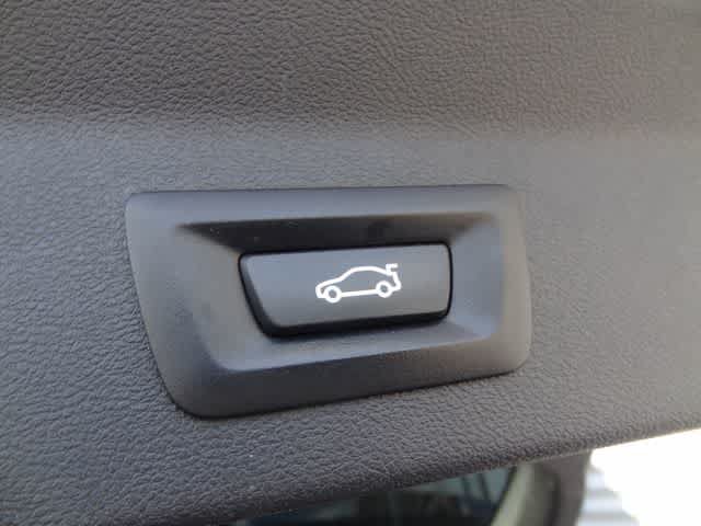 Used 2022 BMW X3 xDrive30i AWD/4WD image 11