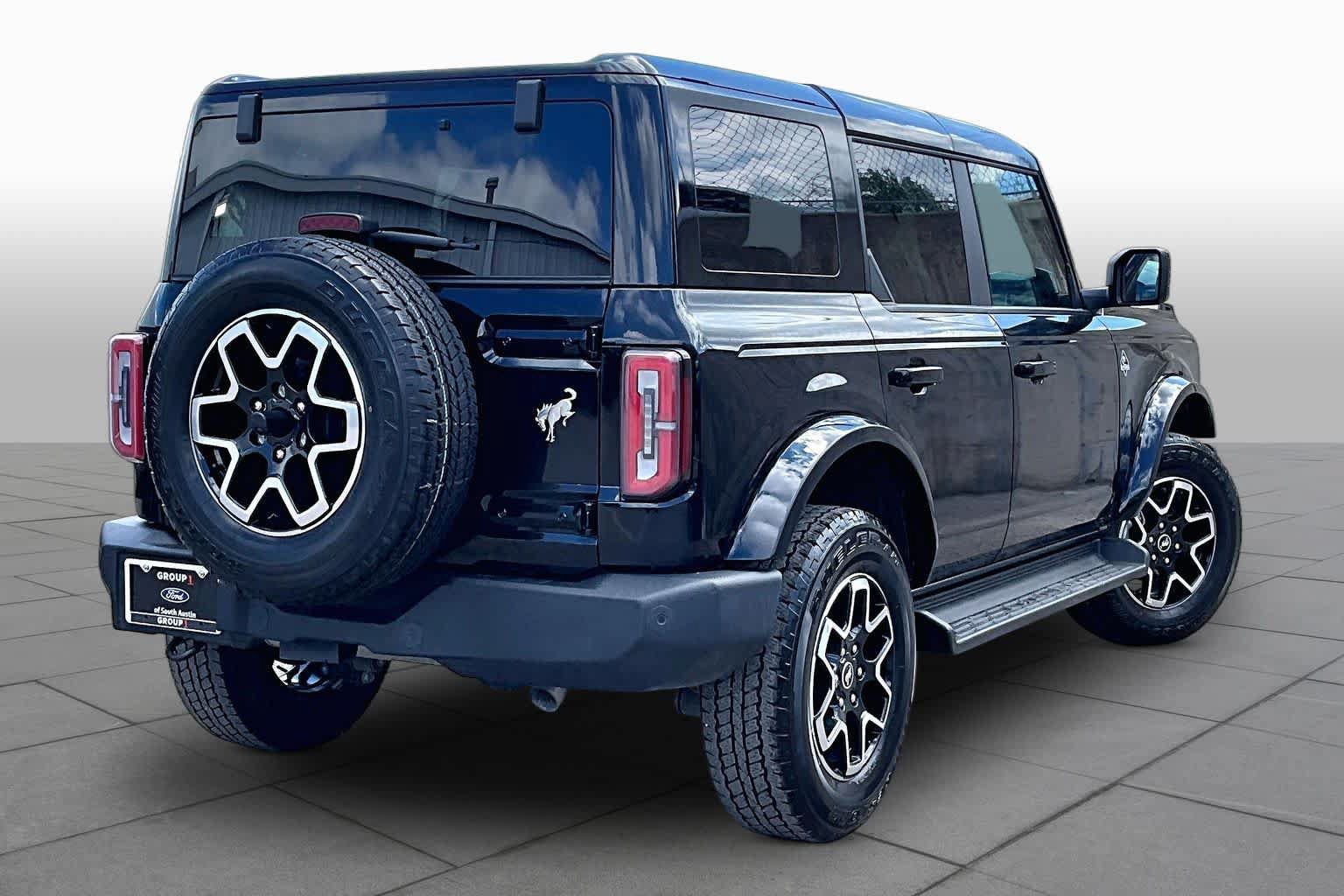 Certified 2025 Ford Bronco Outer Banks AWD/4WD image 7