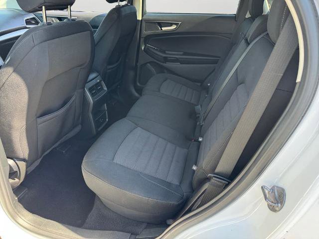 Certified 2022 Ford Edge SE w/ Black Appearance Package AWD/4WD image 10