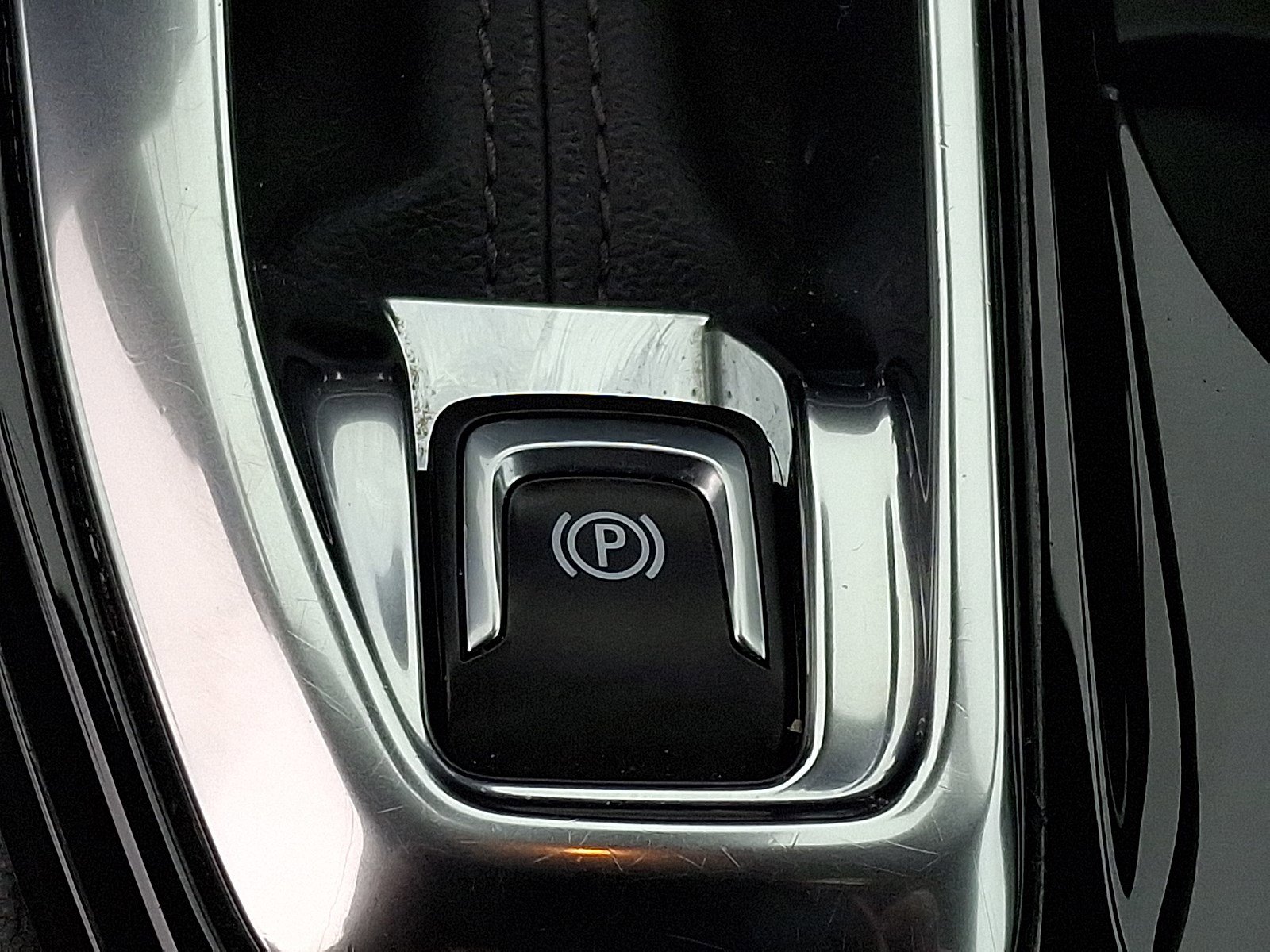 Used 2025 Chevrolet Trax LT image 23