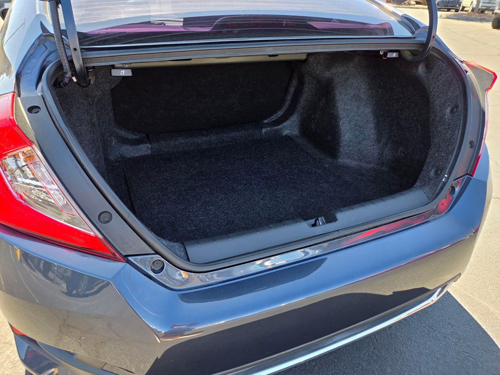Used 2019 Honda Civic EX image 14