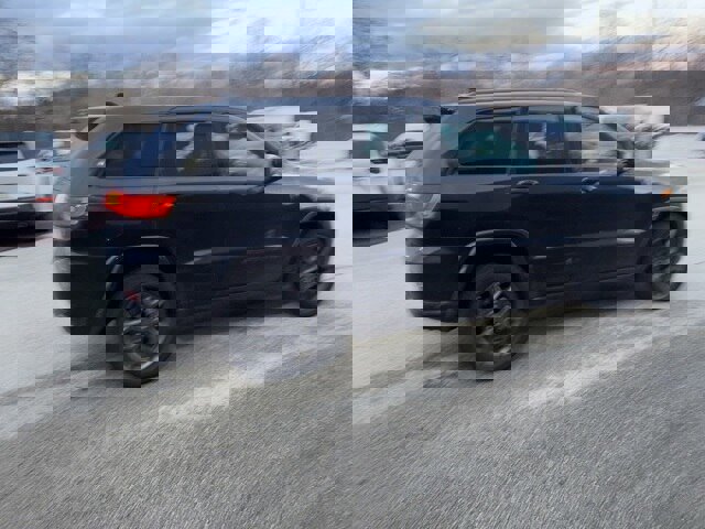 Used 2021 Jeep Grand Cherokee Limited w/ Quick Order Package 28K 80th image 12