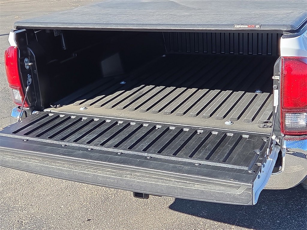 Used 2019 Toyota Tacoma SR5 image 16