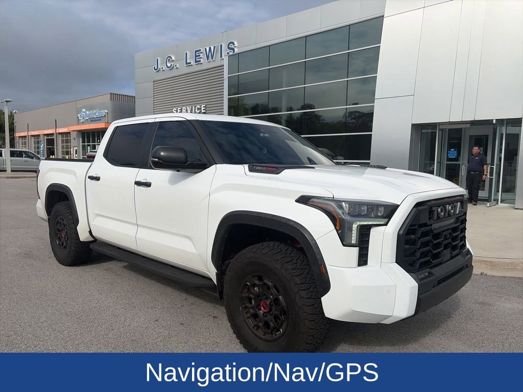 Used 2025 Toyota Tundra TRD Pro AWD/4WD image 3