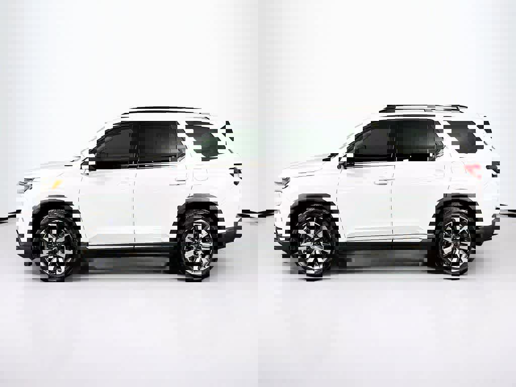 Used 2023 Honda Pilot Elite image 2