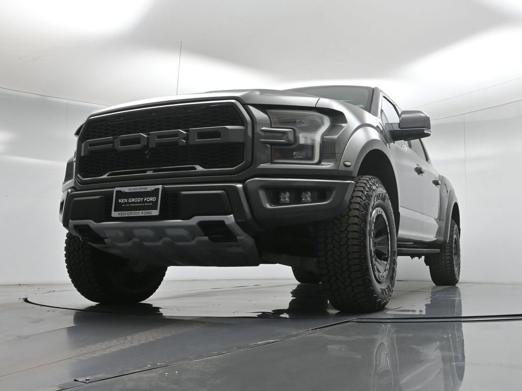 Certified 2018 Ford F150 Raptor w/ Equipment Group 802A Luxury AWD/4WD image 47